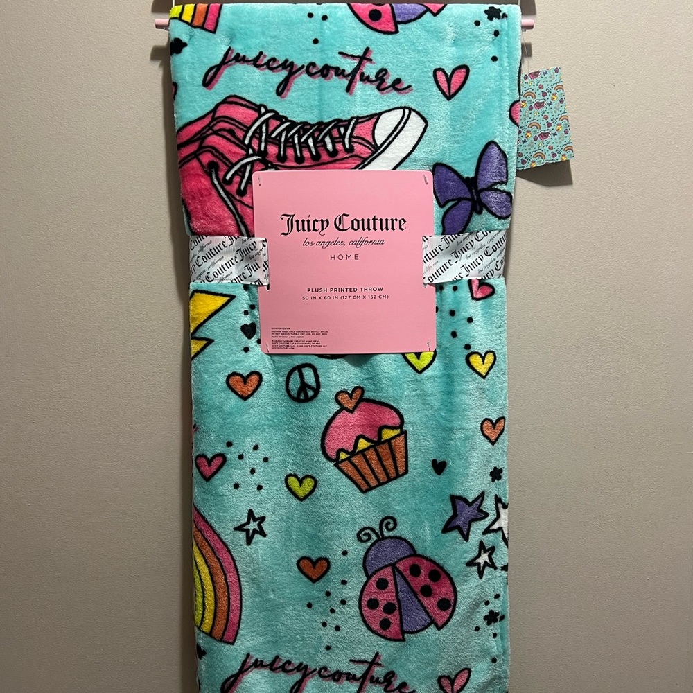 Juicy couture throw blanket